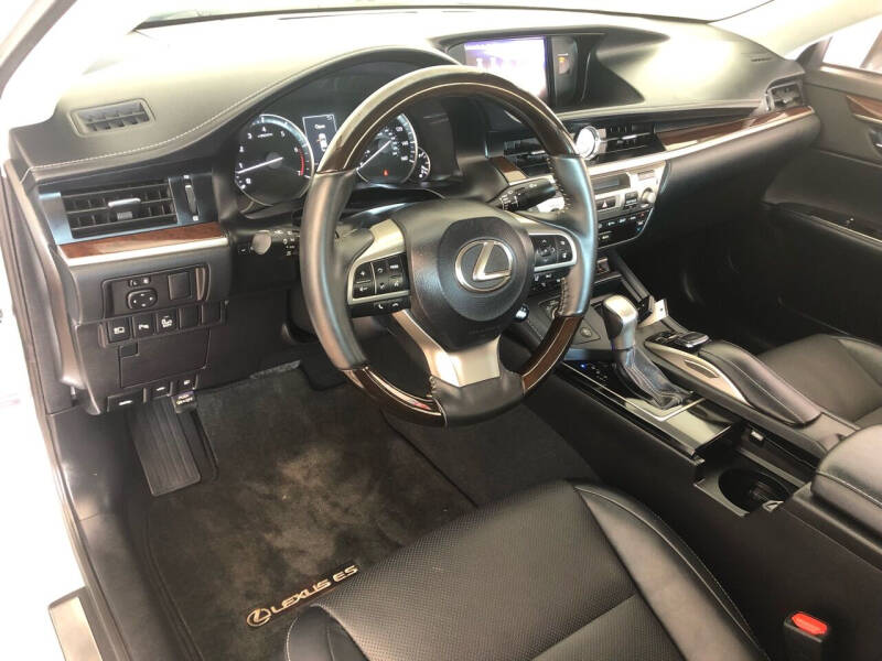 2017 Lexus ES 350