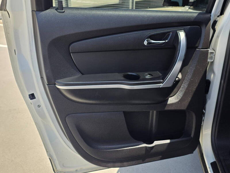 2011 GMC Acadia SLE