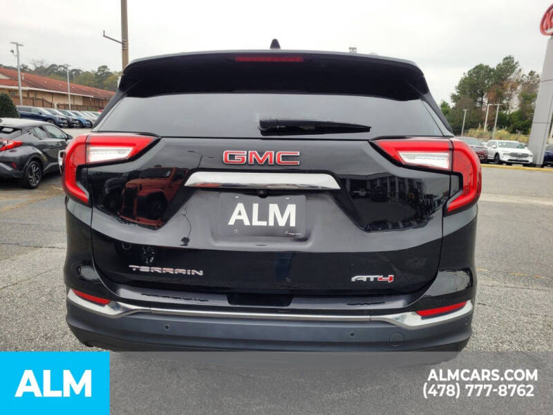 2024 GMC Terrain AT4