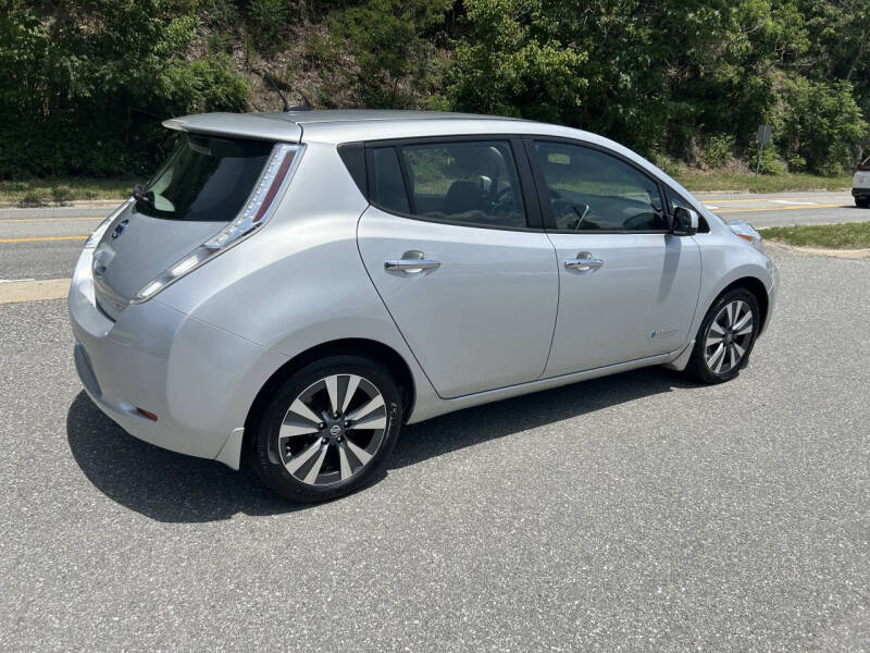 2016 Nissan LEAF SV