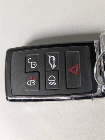 2024 Land Rover Range Rover Sport P360 SE