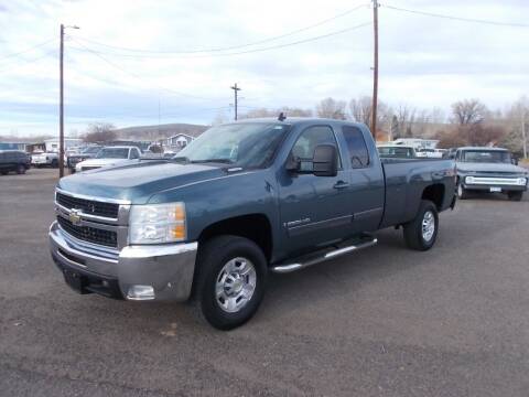 2007 Chevrolet Silverado 2500HD for sale at John Roberts Motor Works Company in Gunnison CO