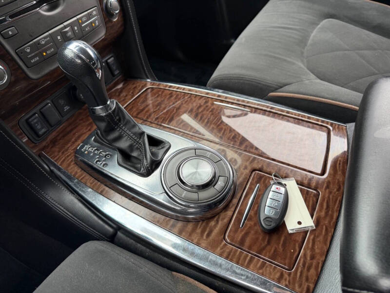 2020 Nissan Armada SV