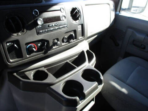 2010 Ford E-Series E-350 SD