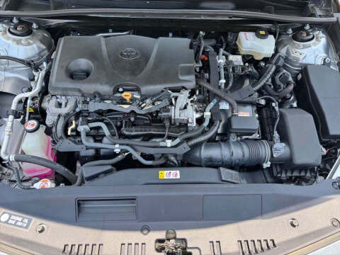 2020 Toyota Camry Hybrid LE