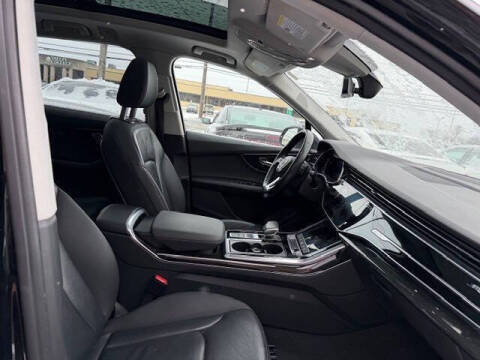 2020 Audi Q7 quattro Premium Plus 55 TFSI