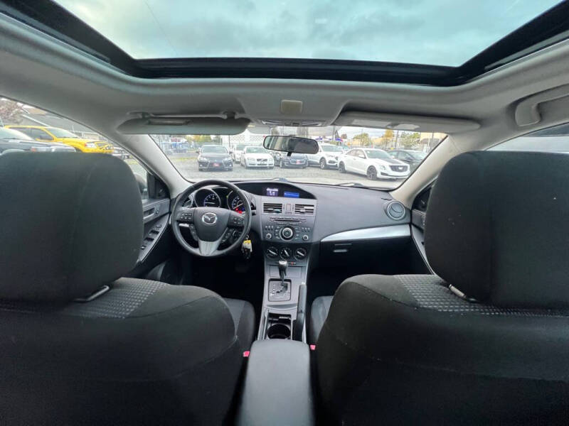 2012 Mazda MAZDA3 i Touring