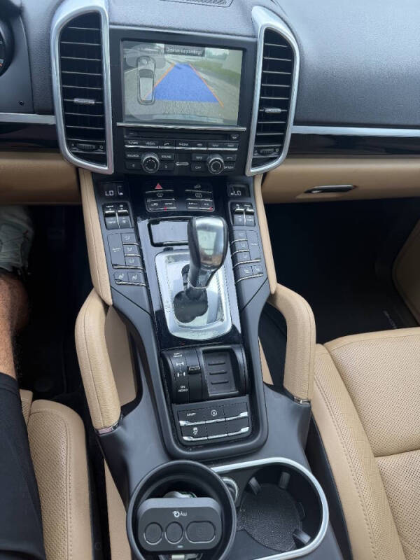 2016 Porsche Cayenne