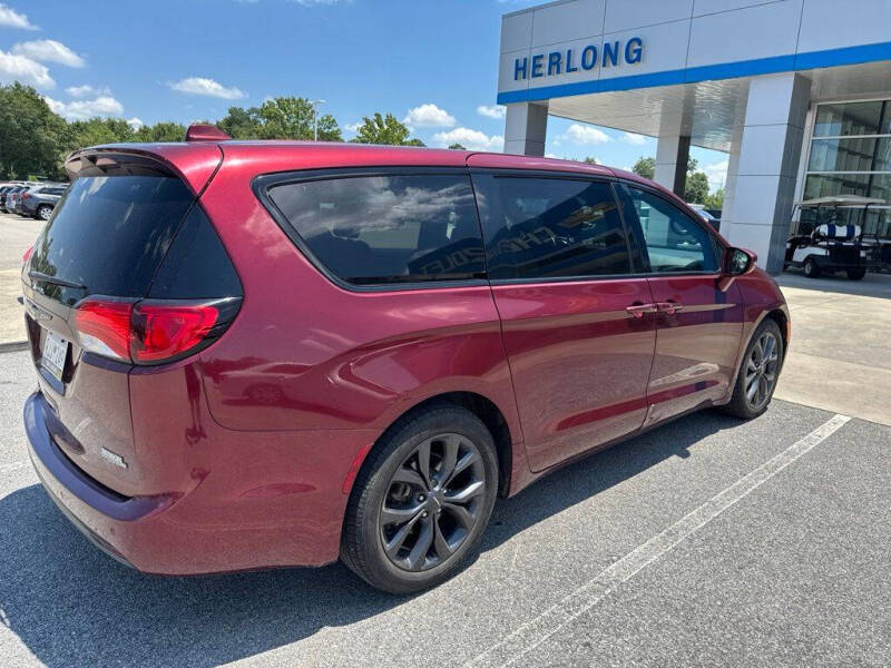 2018 Chrysler Pacifica Touring Plus
