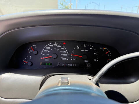 2004 Ford Excursion XLT