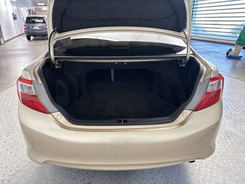 2012 Toyota Camry LE