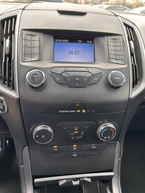 2019 Ford Edge SE