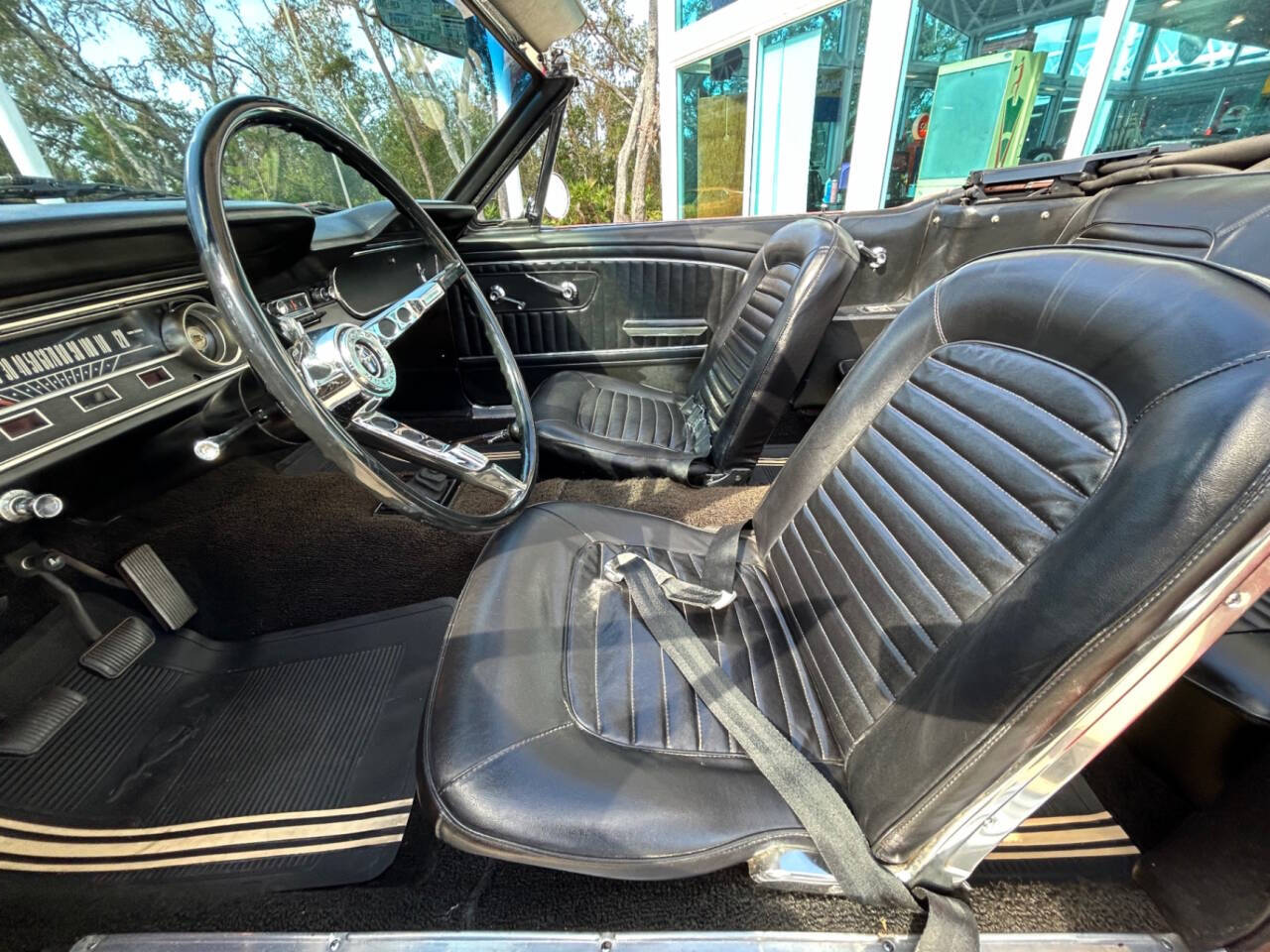 1965 Ford Mustang 20