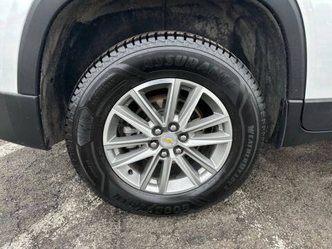 2022 Chevrolet Traverse LT Cloth
