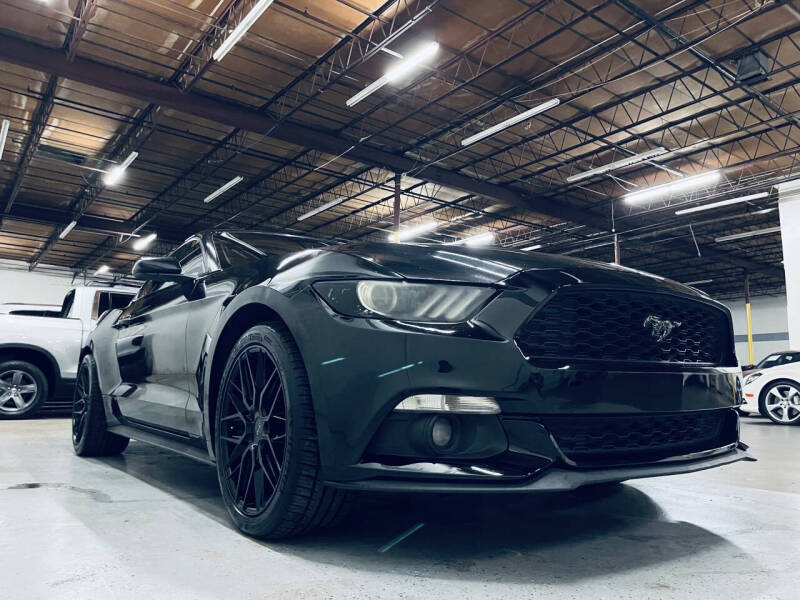 2017 Ford Mustang EcoBoost Premium