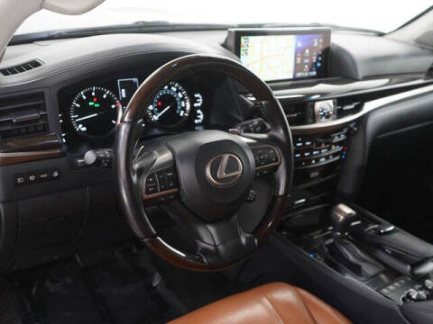 2021 Lexus LX 570 Three-Row