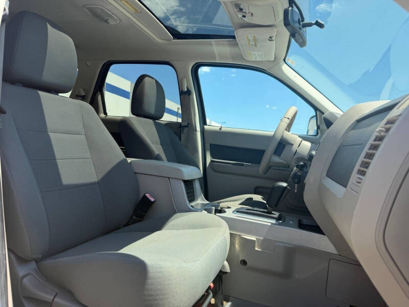 2009 Ford Escape XLT