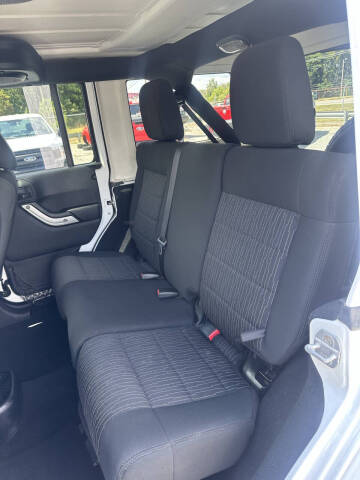 2011 Jeep Wrangler Unlimited Sahara