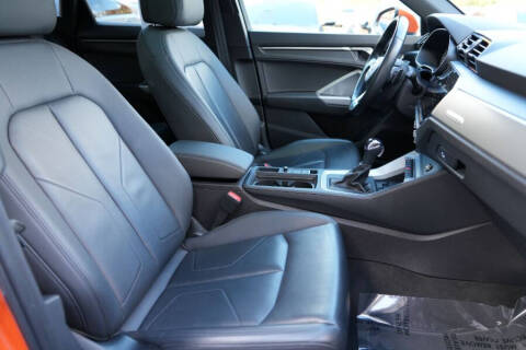 2024 Audi Q3 quattro S line Premium 45 TFSI