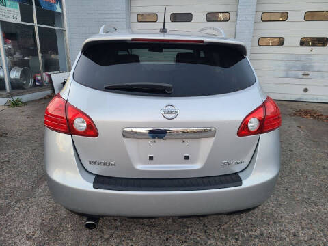 2011 Nissan Rogue SV