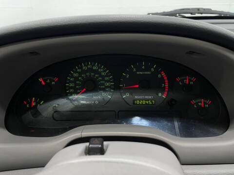 2003 Ford Mustang