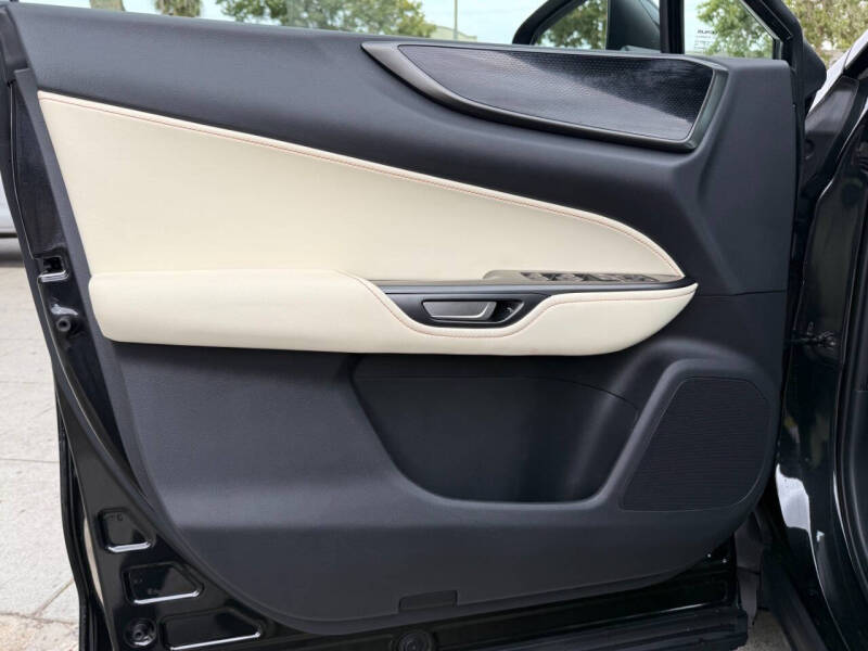 2024 Lexus NX 250