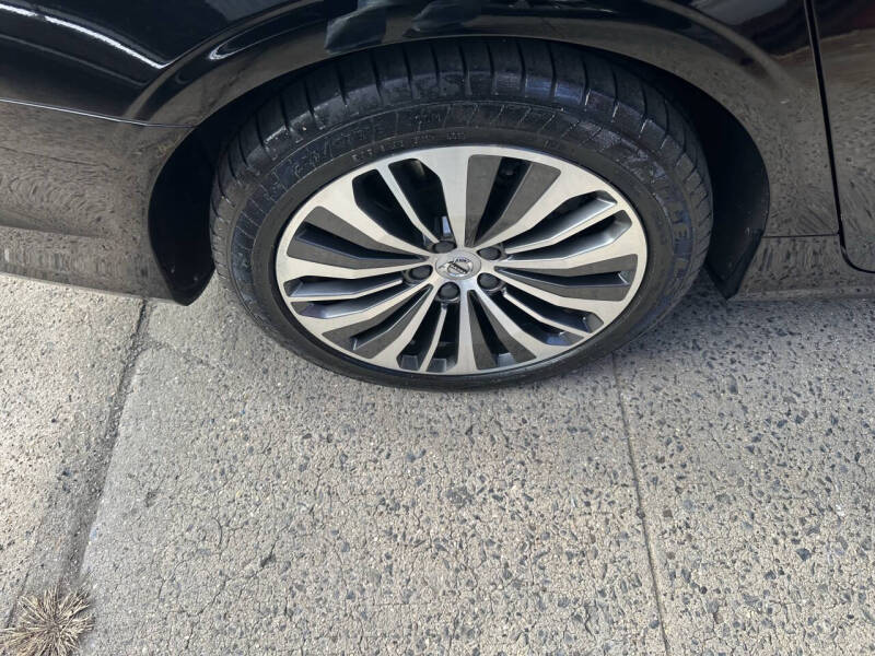 2022 Volvo S90 B6 Momentum