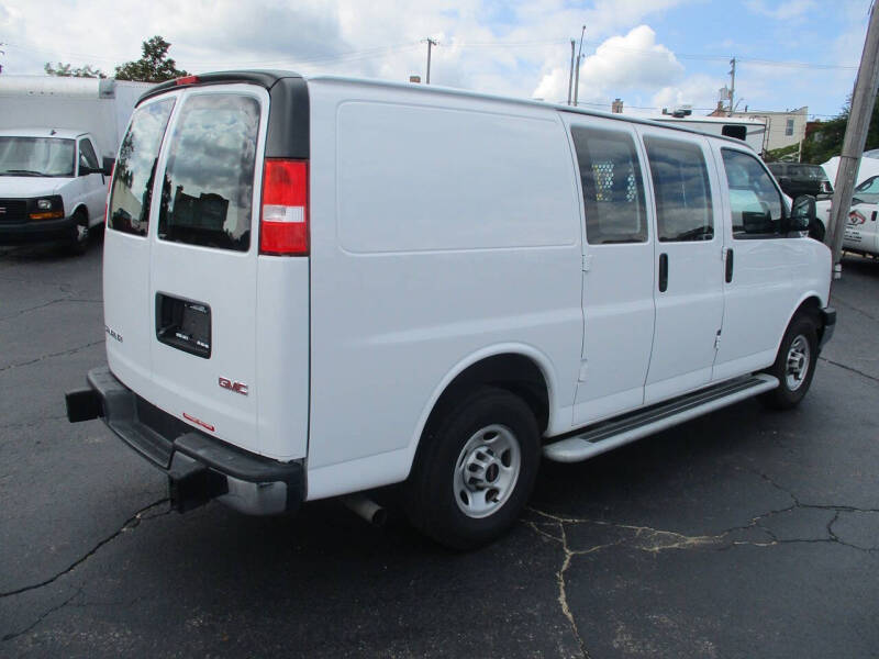 2024 GMC Savana 2500