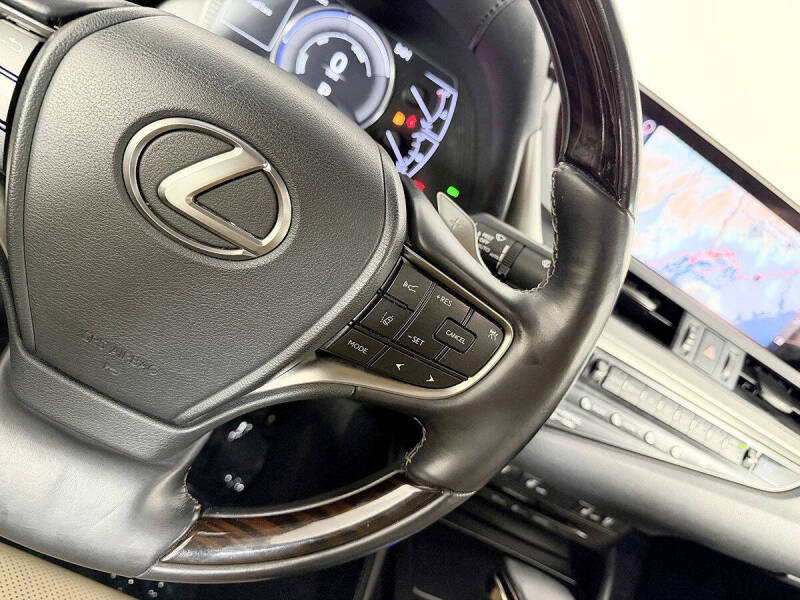 2019 Lexus ES 300h