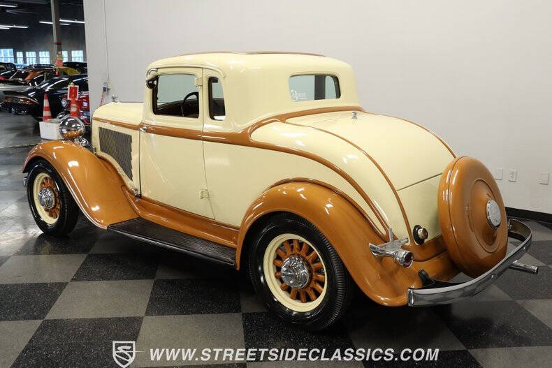 1933 Plymouth Model PD