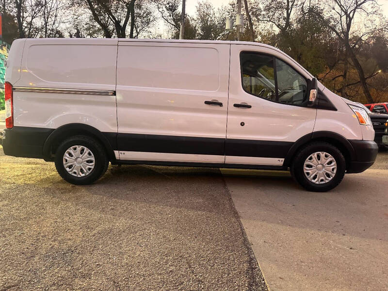 2019 Ford Transit Van