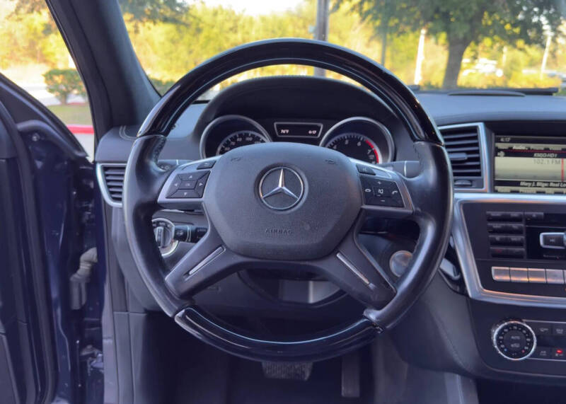 2015 Mercedes-Benz GL-Class GL 550 4MATIC