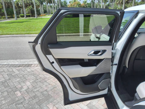 2019 Land Rover Range Rover Velar P250 R-Dynamic SE