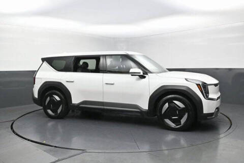 2024 Kia EV9 Light Long Range