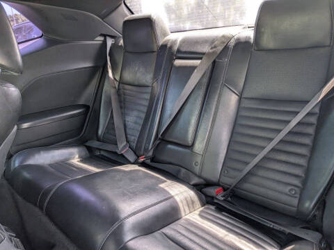 2012 Dodge Challenger SXT