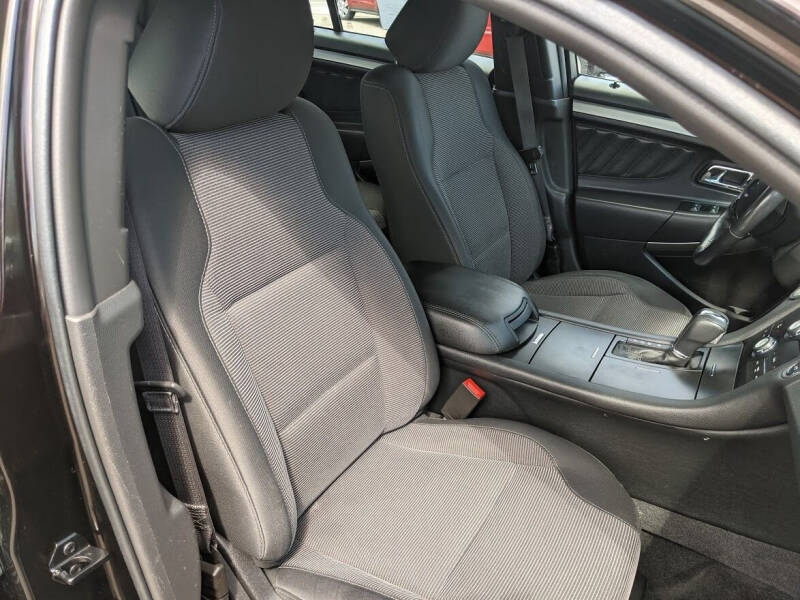 2013 Ford Taurus SEL