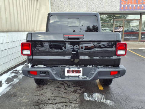 2025 Jeep Gladiator Sport S