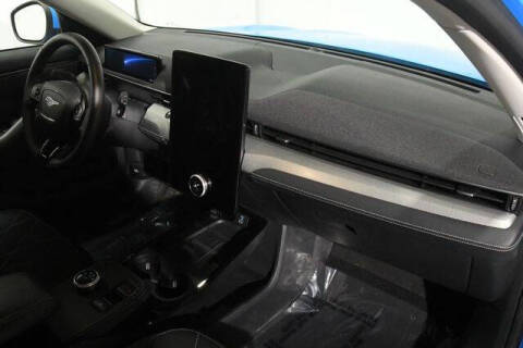 2022 Ford Mustang Mach-E Select