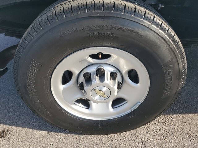 2023 Chevrolet Express LS 3500