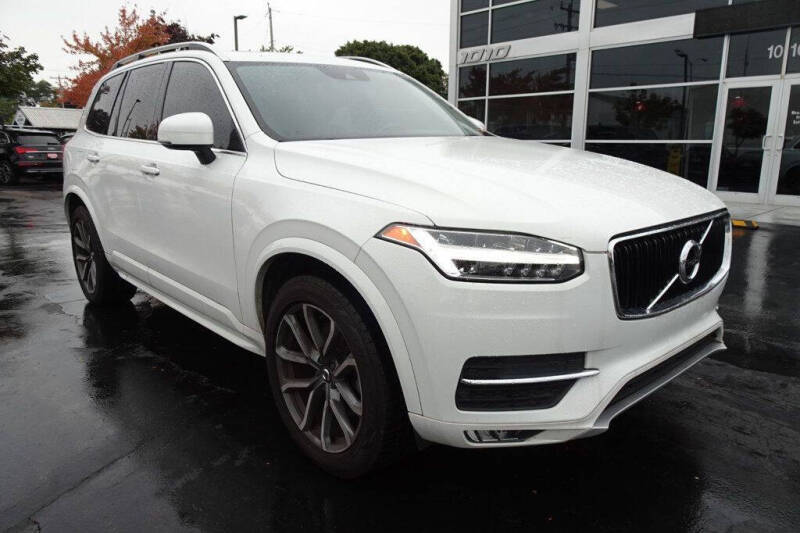 2019 Volvo XC90 T5 Momentum