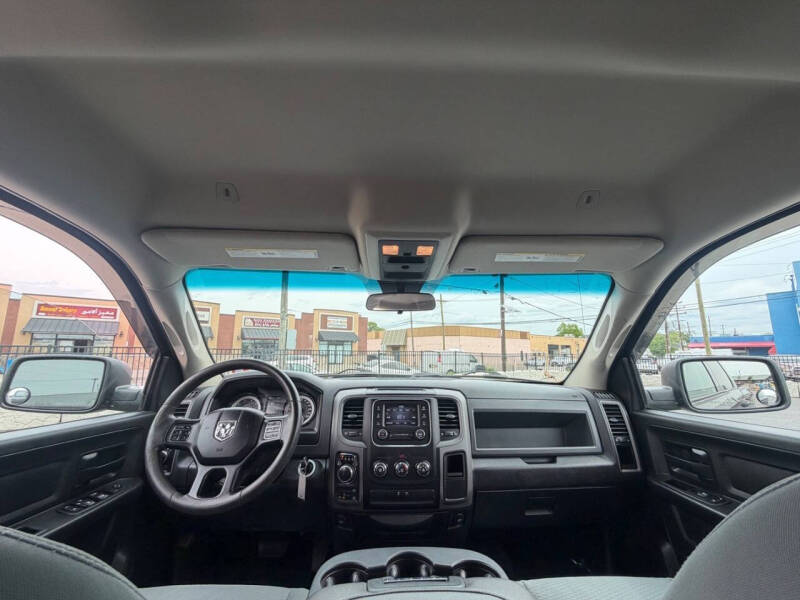 2017 RAM 1500 Express