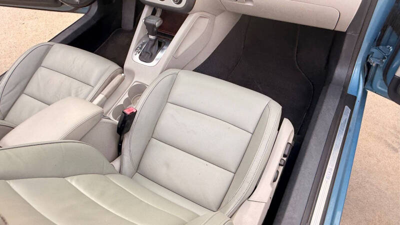 2009 Volkswagen Eos Lux