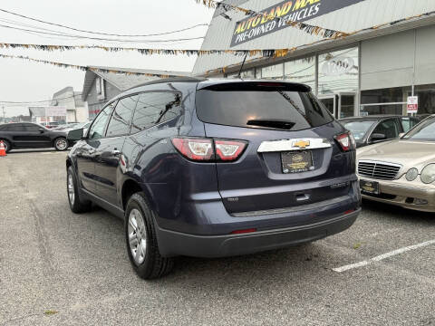 2013 Chevrolet Traverse LS