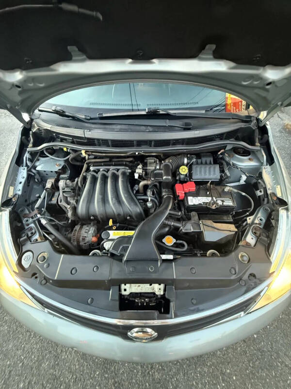 2012 Nissan Versa 1.8 S