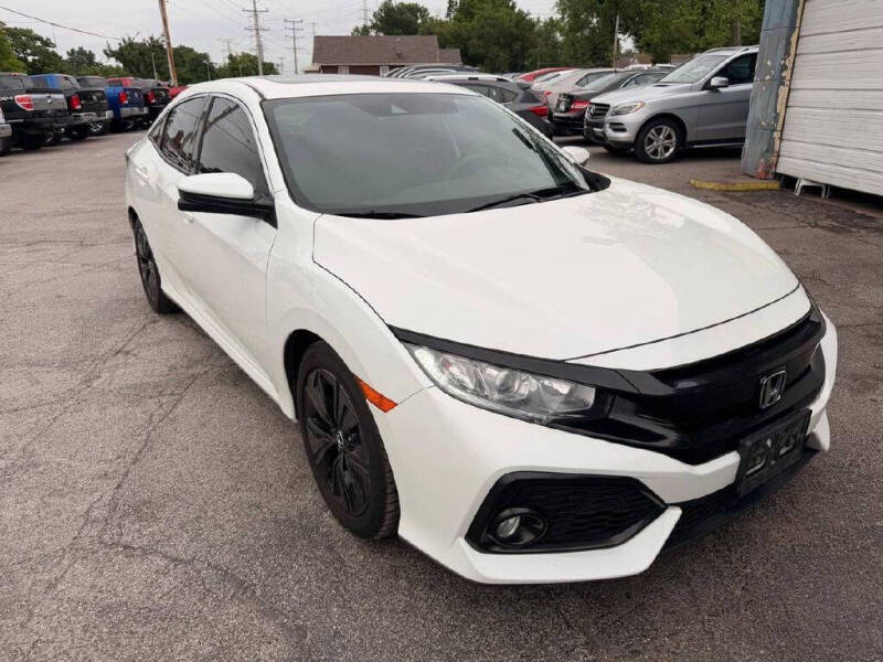 2019 Honda Civic EX CVT's photo