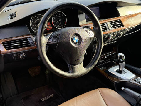 2010 BMW 5 Series 528i xDrive