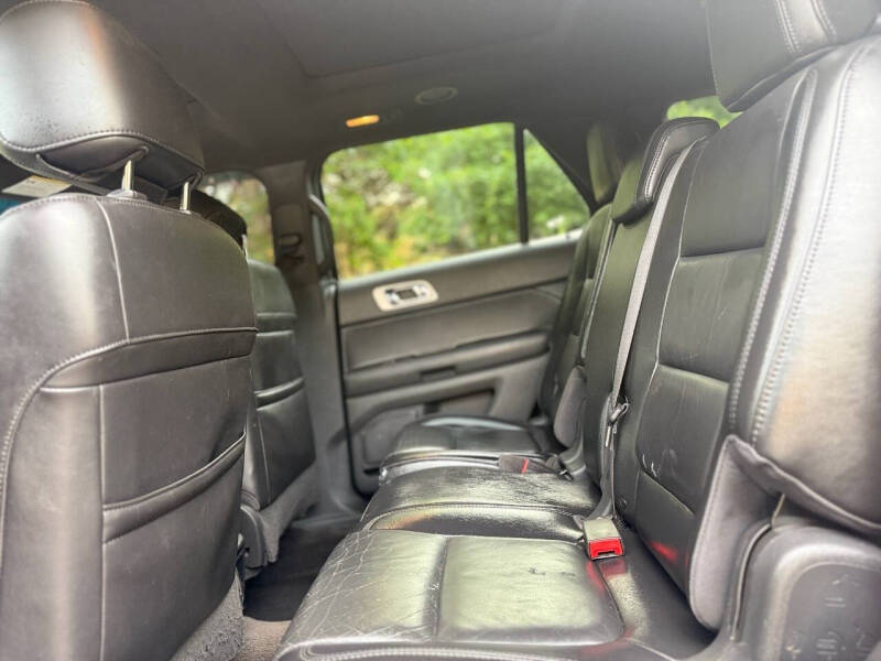 2011 Ford Explorer XLT