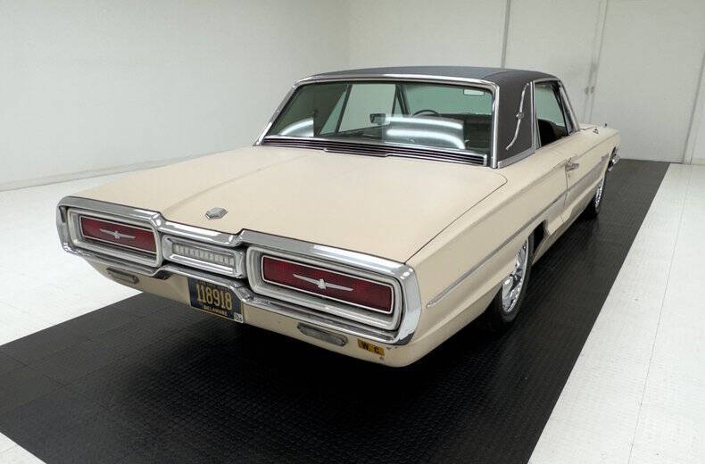 1964 Ford Thunderbird