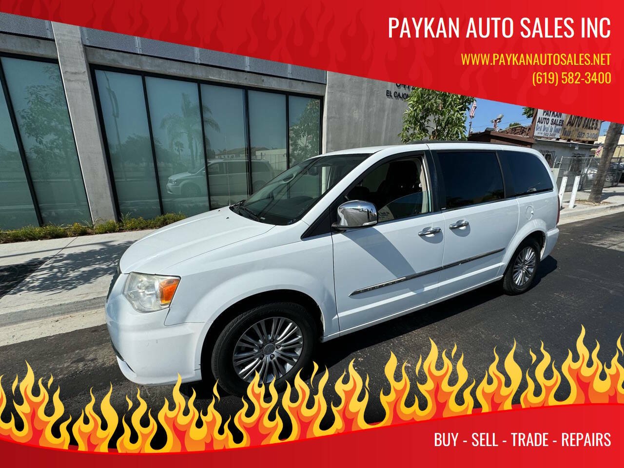 2014 Chrysler Town and Country For Sale In Encinitas, CA