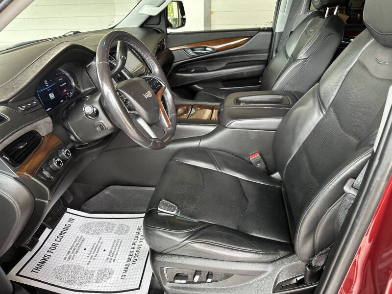 2020 Cadillac Escalade Luxury